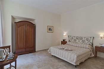 Le Clarisse Pantheon Hotel Roma